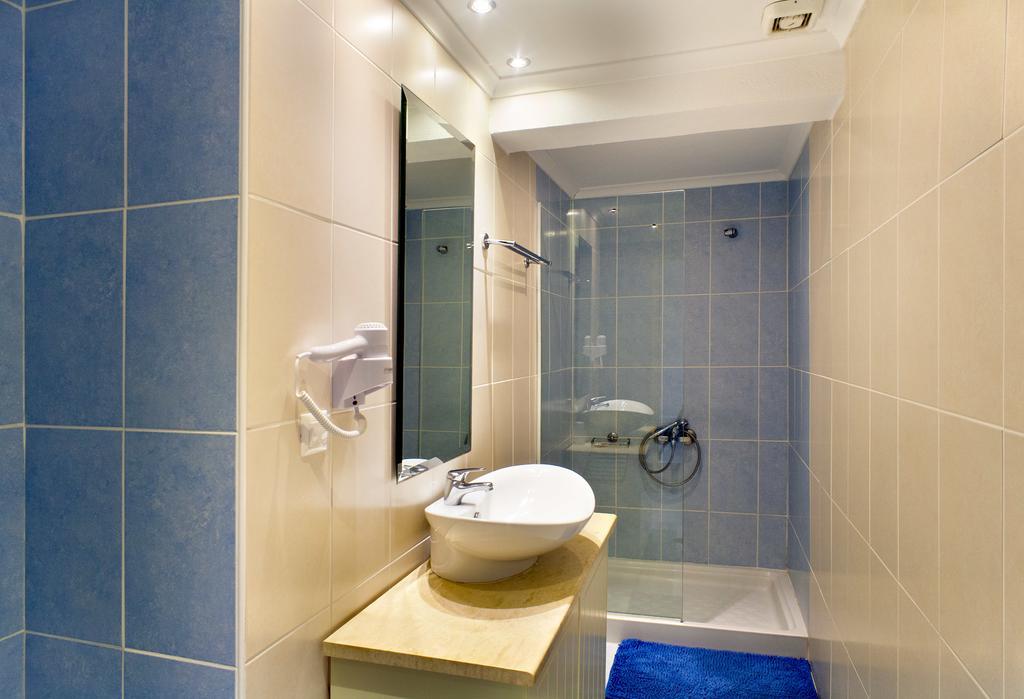 Hotel Áyios Nikítas Habitación foto